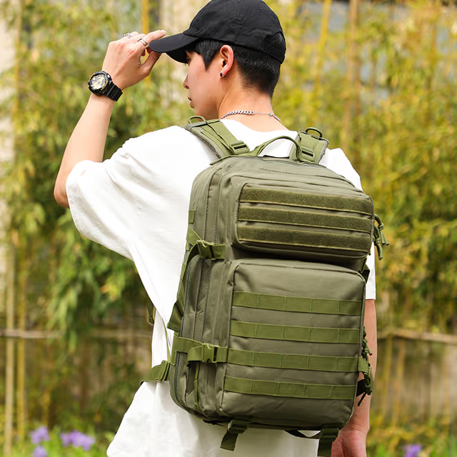 Sac à dos tactique 50L imperméable pour Randonnée , voyage, alpinisme,