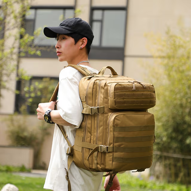 Sac à dos tactique 50L imperméable pour Randonnée , voyage, alpinisme,