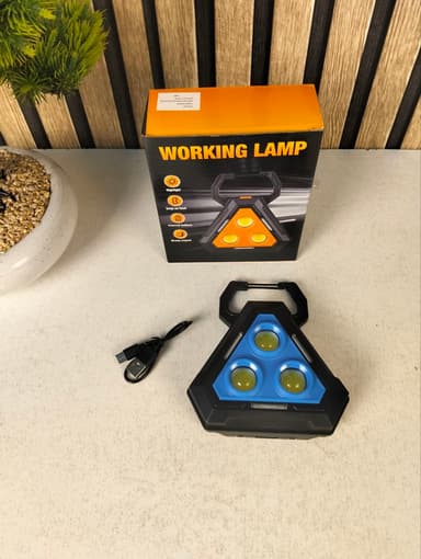 Lampe de Travail Portable pour Multi-usages Base Magnétique Rechargeable USB - مصباح محمول متعدد الوظائف بقاعدة مغناطيسية